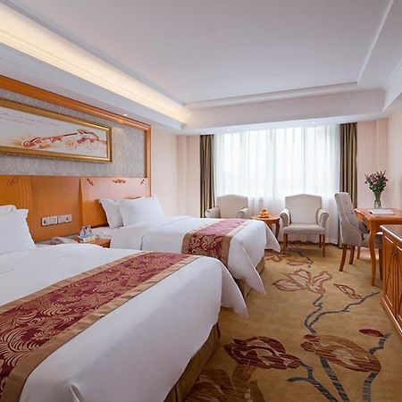 Vienna Hotel Zhongshan Central Coach Station Changzhou  Экстерьер фото